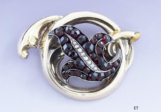 Stunning Victorian 14k Gold Garnet Seed Pearl Fleur De Lis Floral Pin / Brooch