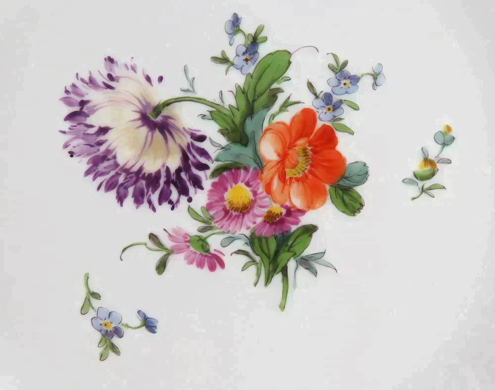 6 Royal Copenhagen Saxon Flower 493 Porcelain Salad/Dessert/Lunch Plates