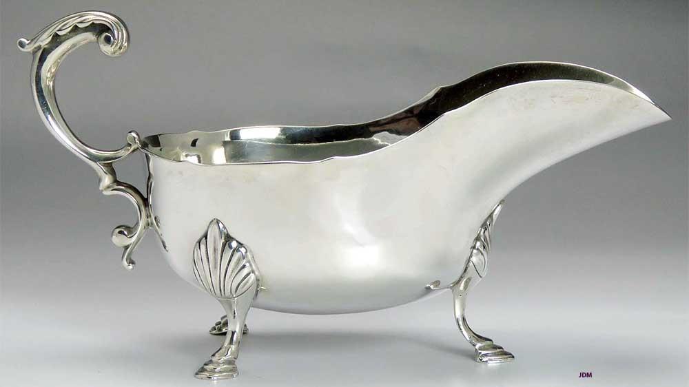 American Sterling Silver Heavy Weight Georgian Style Gravy / Sauce Boat