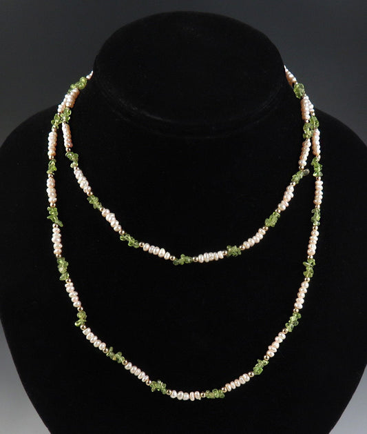 Gorgeous Modern Tumbled Peridot Pearls & Gold Plated Bead Necklace