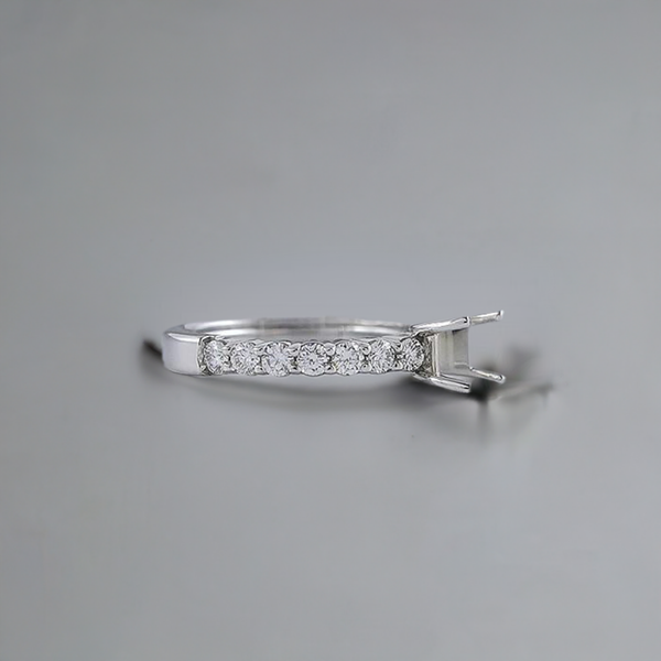 Beautiful Brand New .53ct Diamond & Platinum Ring Setting