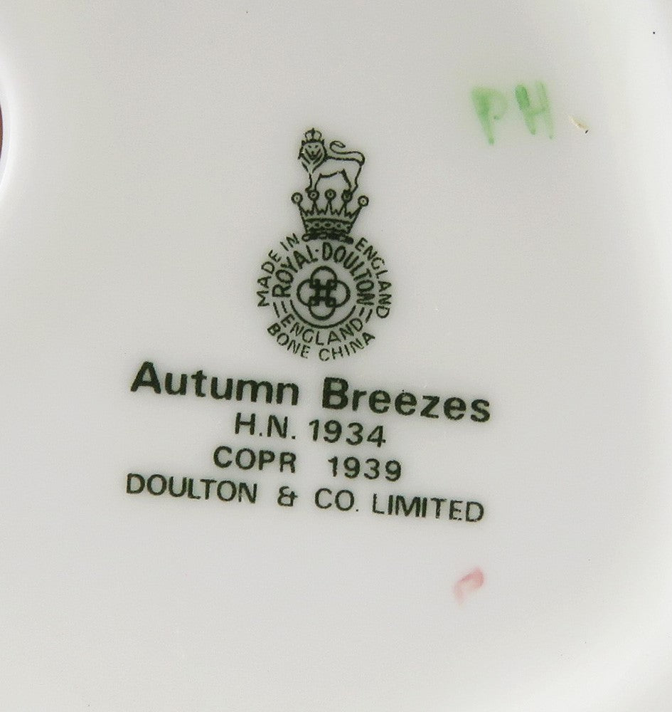 Vintage English Porcelain China Royal Doulton Autumn Breezes Figurine 7.5"