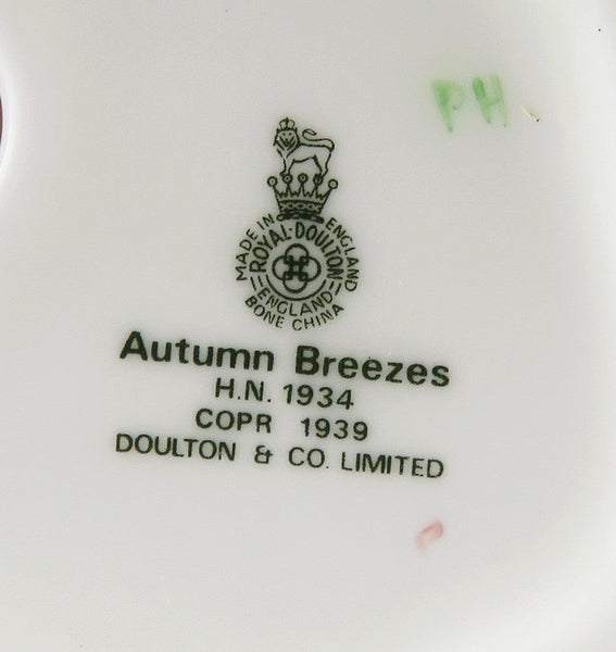 Vintage English Porcelain China Royal Doulton Autumn Breezes Figurine 7.5"