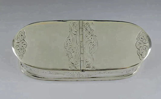Exquisite c1740s French? European Silver Double Ended Oval Snuff Box Hand Chased