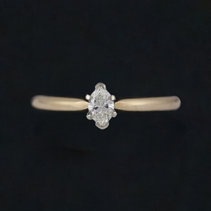 High Quality Modern 14K Gold Marquise Diamond Solitaire Ring ~.25CT Size 7