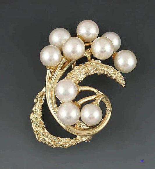 Lovely And Elegant 14k Gold Pearl Ocean Swept Pin Brooch