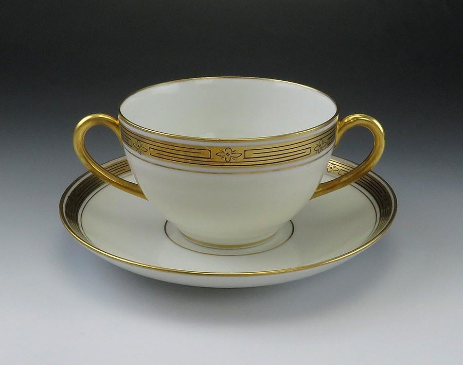 Limoges Porcelain/Fine China PIC46 Gold Rim Hand Painted Bouillon Bowls Saucers