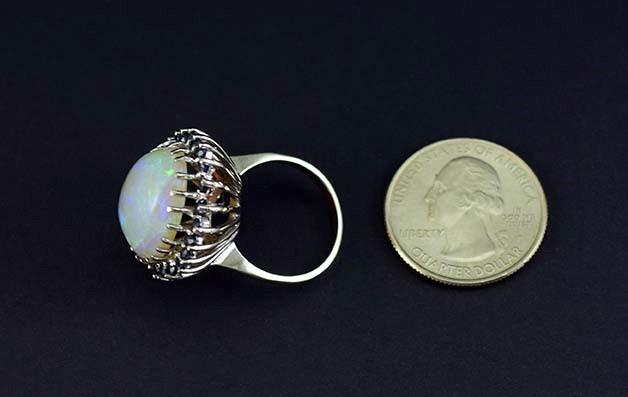 Stunning 14k White Gold Opal & Sapphire Ring Size 7