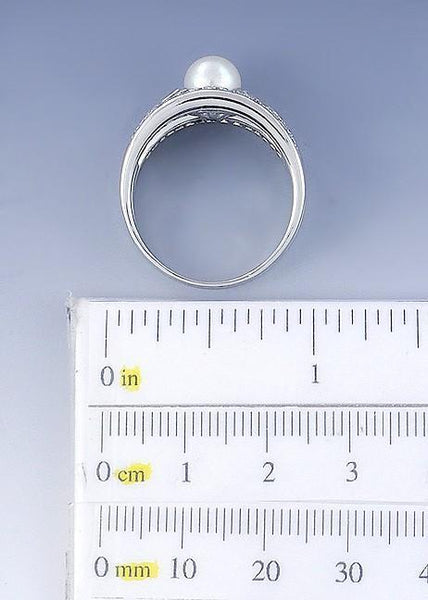 Stunning 18K White Gold .85ct Diamond & Pearl Ring Sz 10 1/4