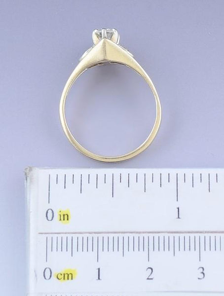 Beautiful 14k Yellow Gold & ~.84ct Three Diamond Ring Size 8.5