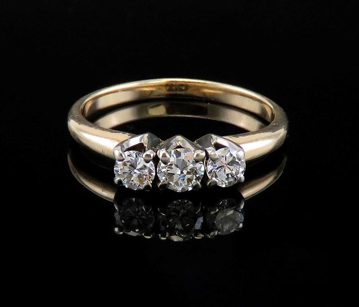 Vibrant 14K Yellow & White Gold 1/2CT Diamond Band Ring Size 6.5