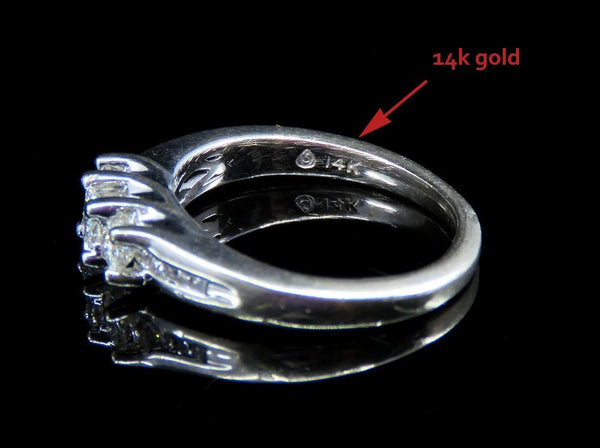 Gorgeous Modern 14K White Gold Princess Cut ~.46ct Diamond Engagement Ring