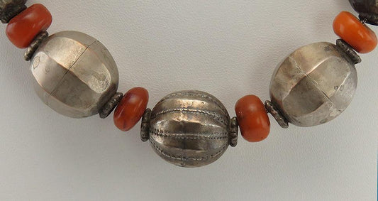 Antique Primitive Ethnic Tribal 1890s Amber & Silver Ball Wire Necklace