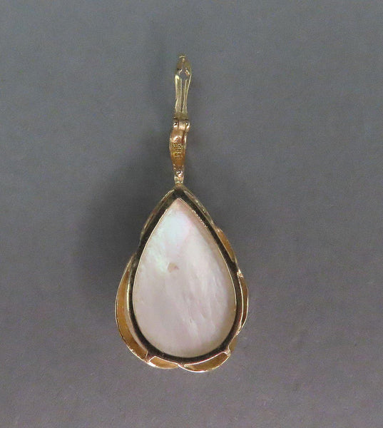 Classy 14k Yellow Gold Pendant w Earrings Set Mabe Pearl Teardrop Wave Design