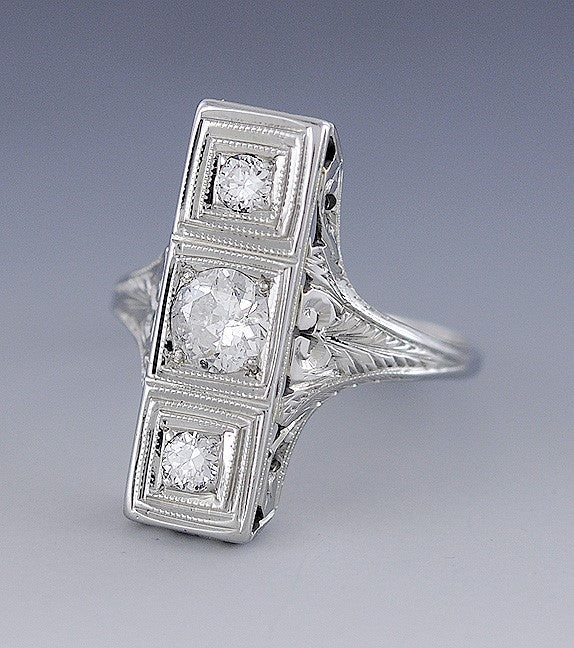 Pretty Antique Edwardian/Art Deco Hand-Engraved 18K White Gold & Diamond Ring