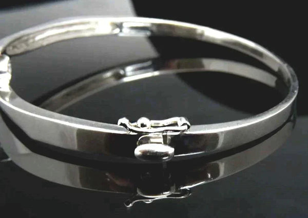 Modern 14k White Gold Diamond Bangle Bracelet