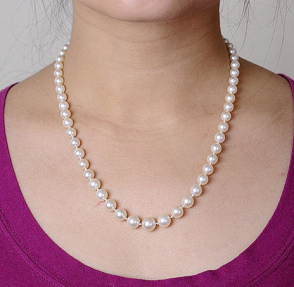 Pretty Strand of Graduated Pearls w 10K White Gold Filigree Clasp Necklace