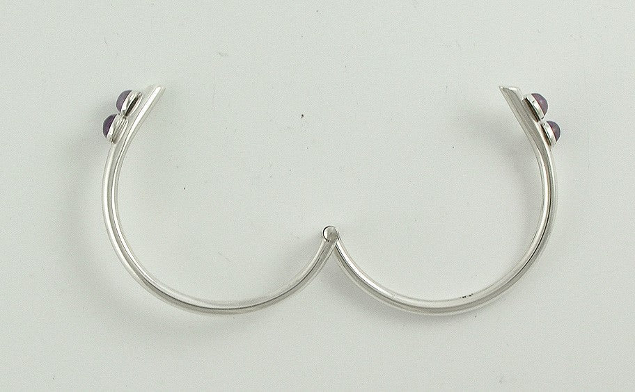 Beautiful Mexican Sterling Silver and Genuine Amethyst Bangle Bracelet Hinged