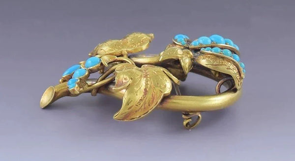 Victorian 18K Yellow Gold Natural Turquoise Leaf Form Brooch/Pin