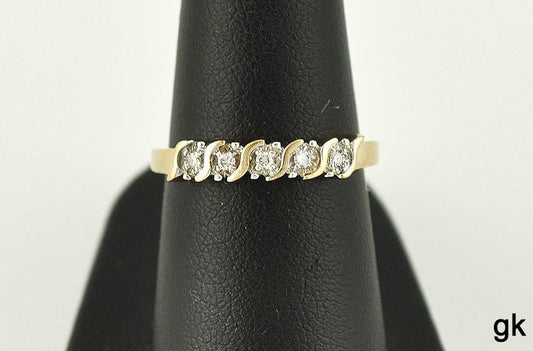 Lovely Genuine Diamond and 14K Yellow Gold Ring/Brand Size 6.5