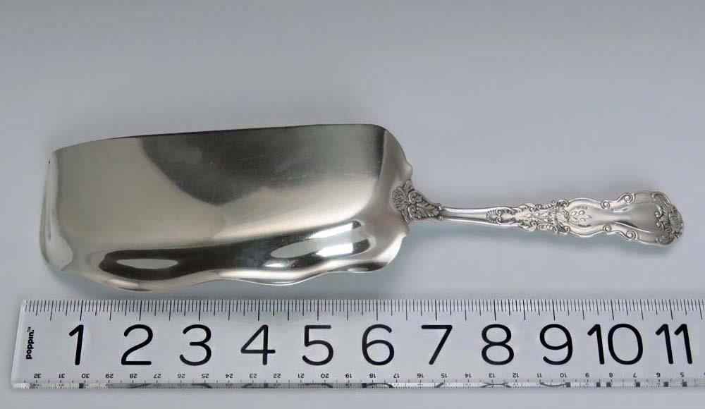 Antique Gorham Sterling Silver Imperial Chrysanthemum Fish Server / Crumber