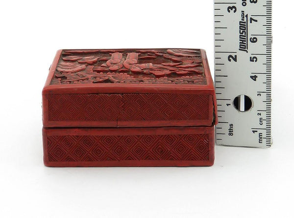 Antique Cinnabar Red Chinese Qing Dynasty Hand Carved Lacquerware Box