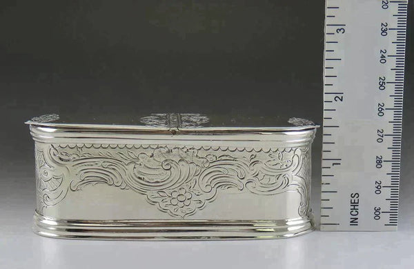 Exquisite c1740s French? European Silver Double Ended Oval Snuff Box Hand Chased