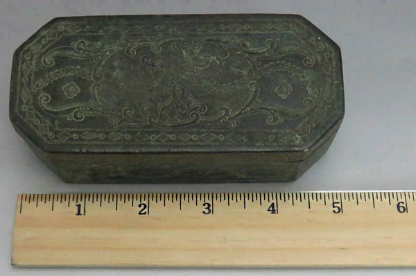 Superb c1856 Turkish? Middle Eastern? Bronze Hand Engraved Snuff Box