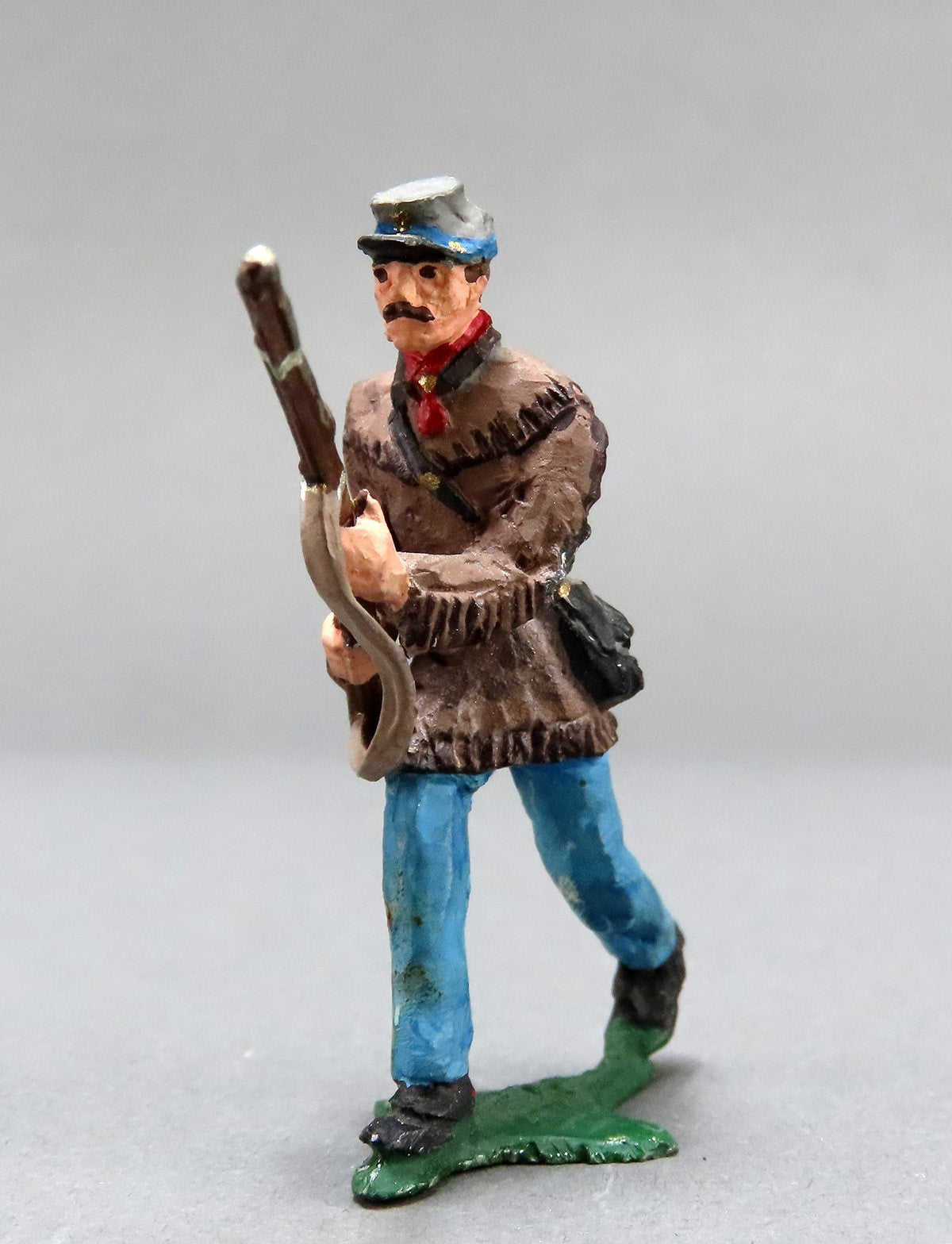 9 VTG Lead Soldiers American Civil War 4th Virginia Confederate Infantry