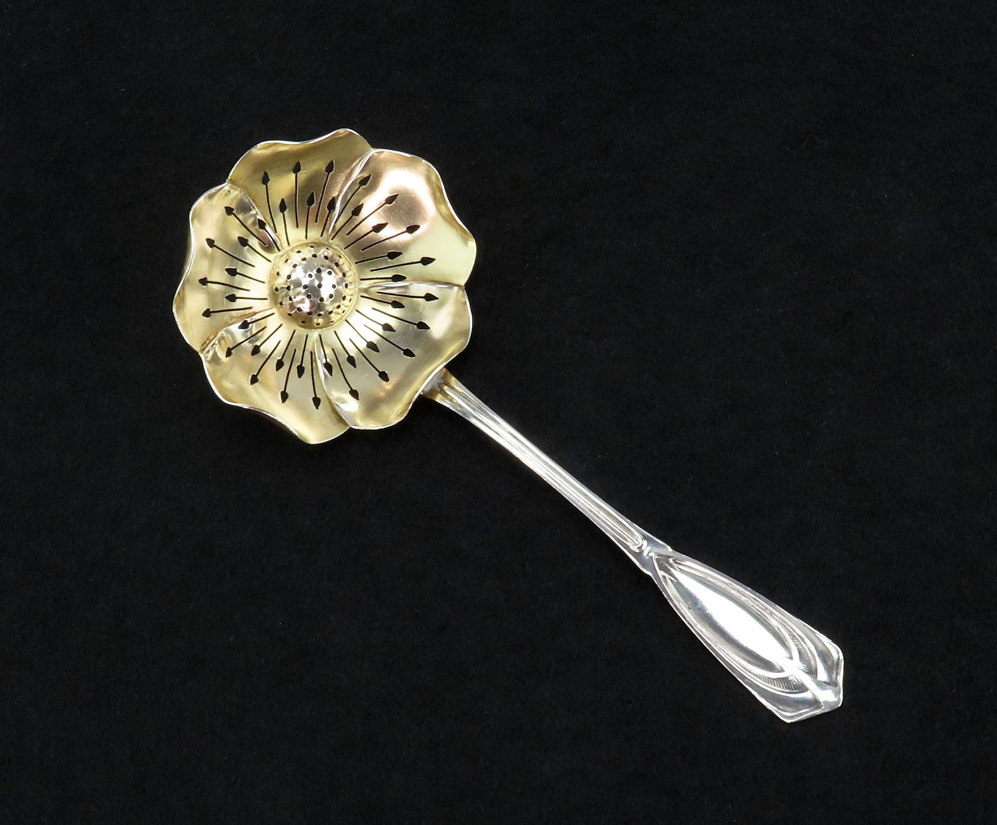 Charming c1900 German 800 Silver Art Nouveau Flower Tea Strainer Ladle Horovitz