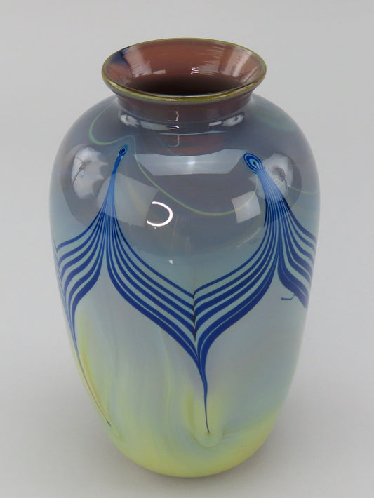 Stylish Vintage Salamandra 1979 Blown Glass Vase Pull Feather Decoration 6+ in.
