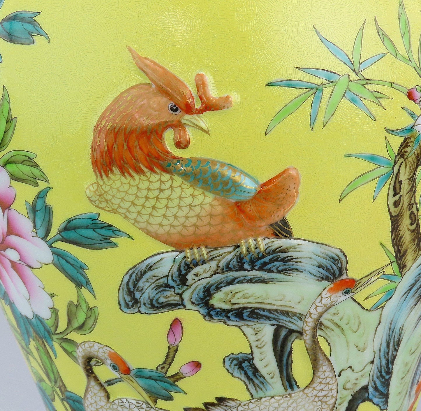 Superb Chinese Yongzheng Mark Yellow Liuyeping Phoenix Bird Flowers Vase