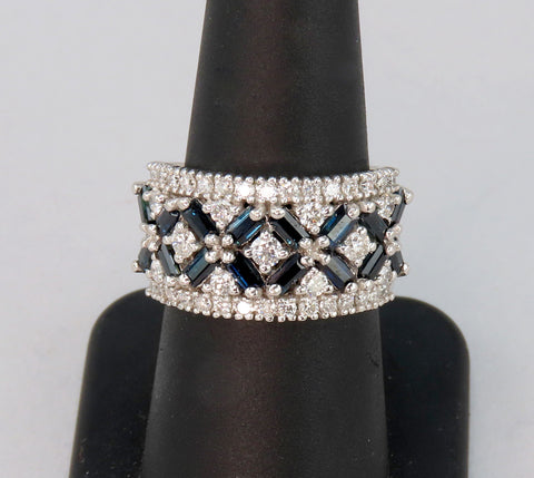 Dazzling 14k White Gold ~.50ct Diamond ~.60ct Lab Sapphire X's O's Ring