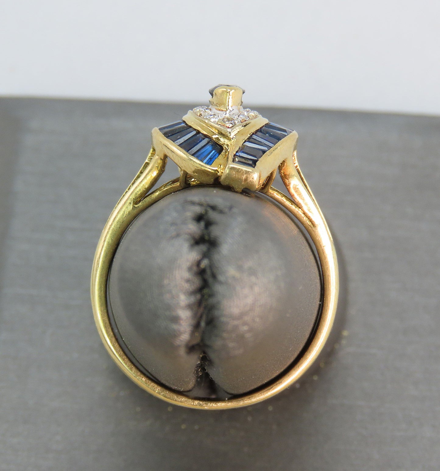 Gorgeous 18k Yellow Gold ~.66ct Sapphire and Diamond Ring