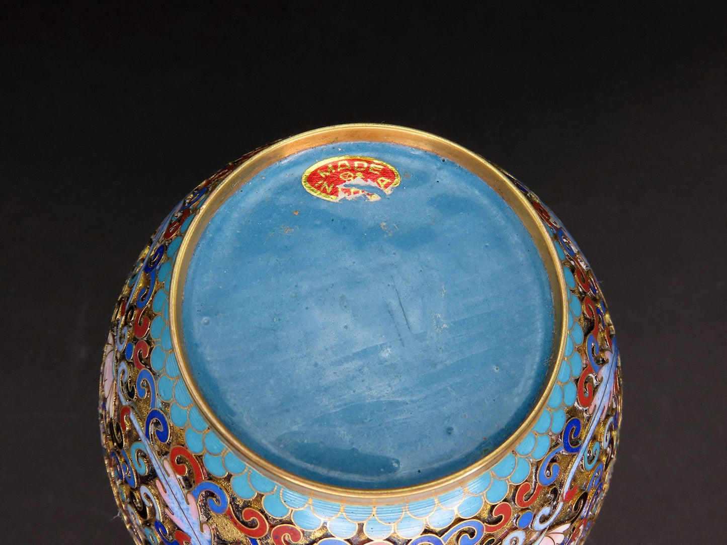 Lovely c1970s Chinese Cloisonné Tea Caddy Blue Scrolls Flowers 6 Inches Tall