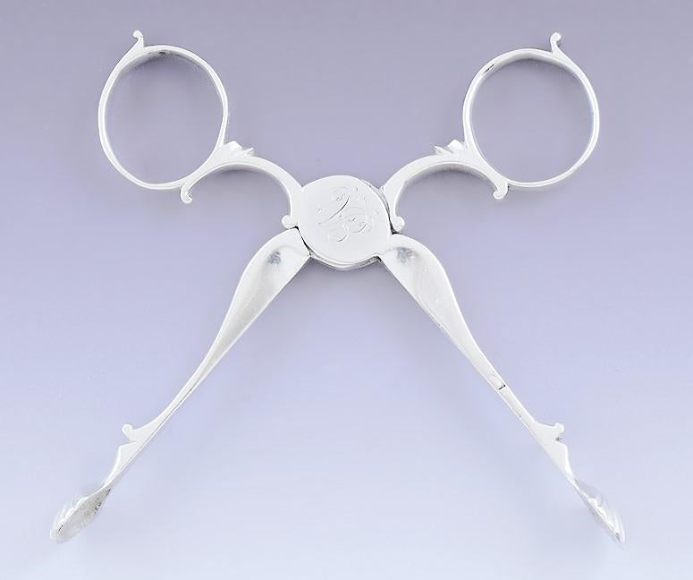 c1740-1755 Rare English Georgian Sterling Silver Sugar Nips Scissors Tongs