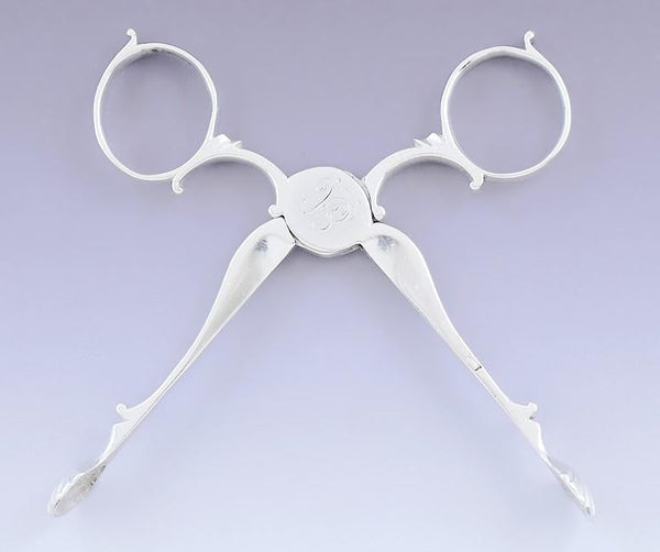 c1740-1755 Rare English Georgian Sterling Silver Sugar Nips Scissors Tongs