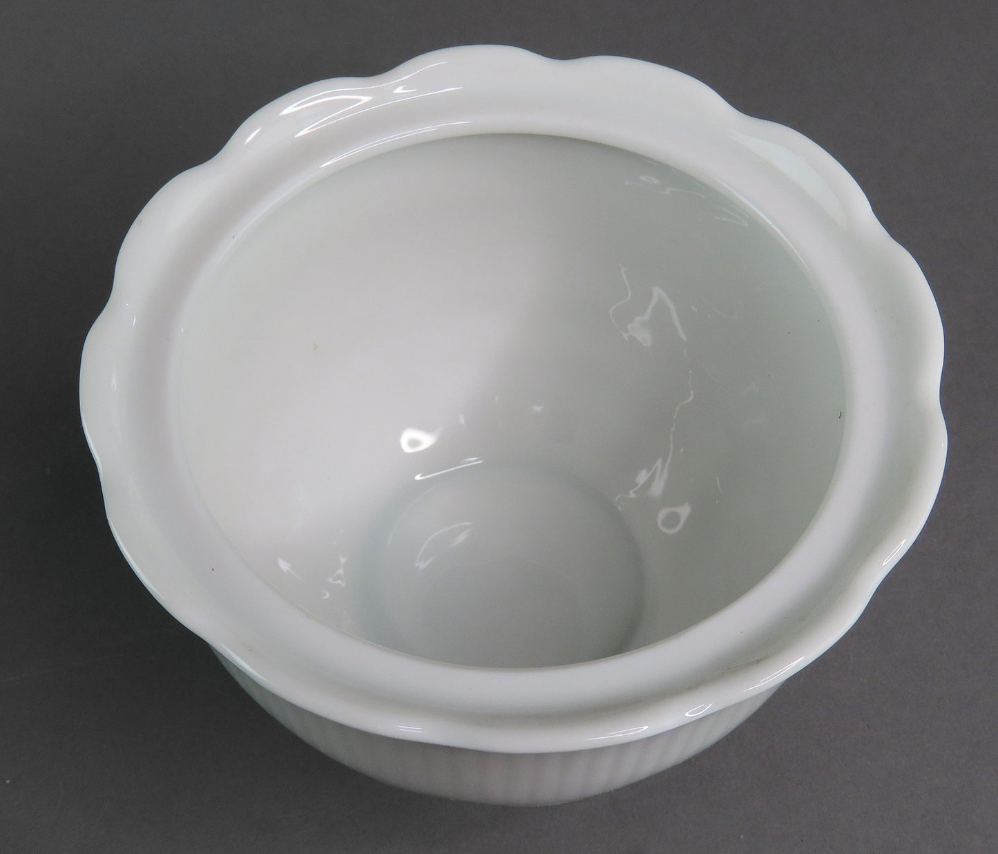 Great Kaiser Romantica White Porcelain Sugar Bowl and Creamer Pair