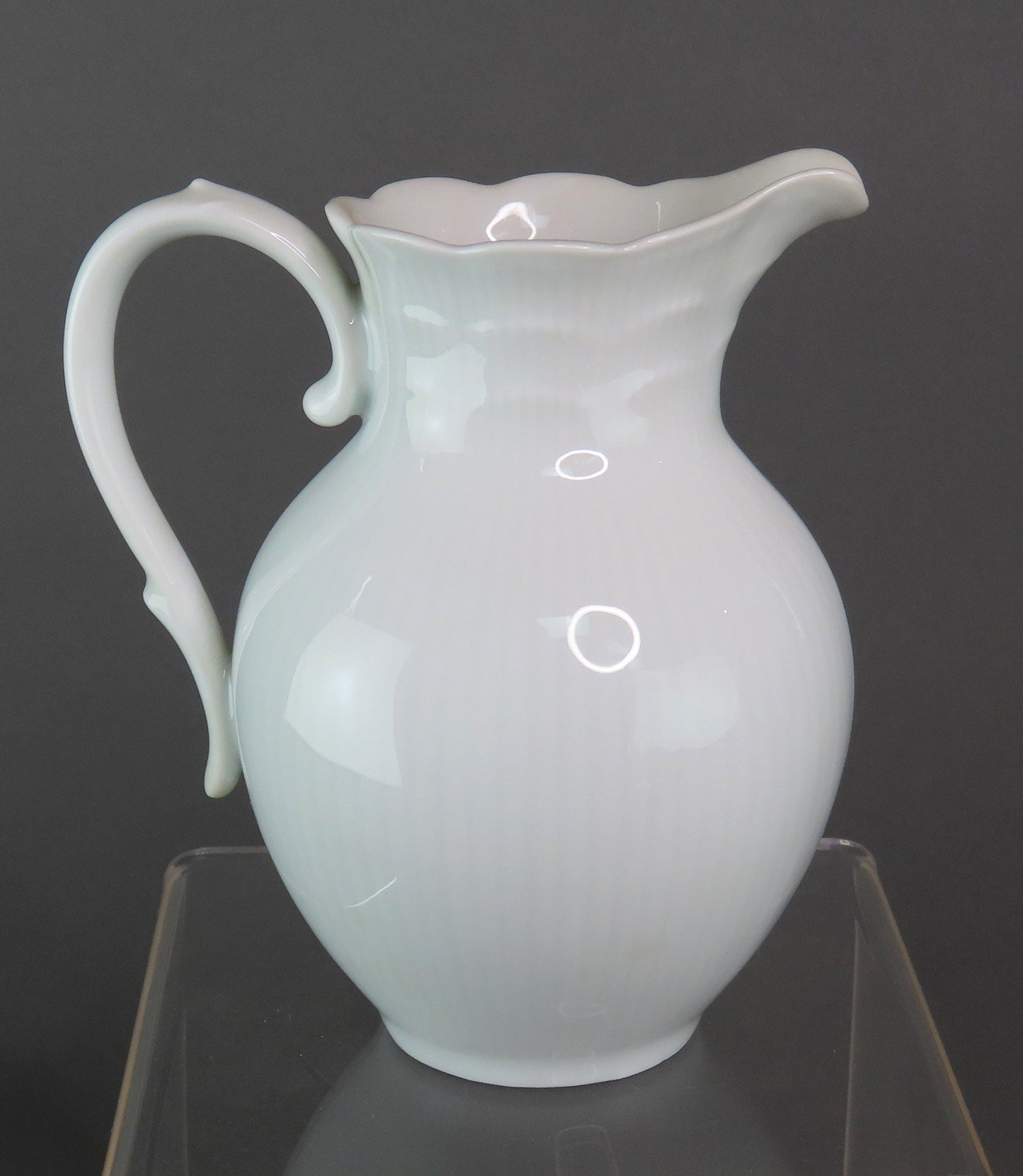 Great Kaiser Romantica White Porcelain Sugar Bowl and Creamer Pair