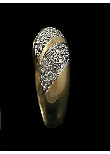 Modern 18K Yellow Gold Ring Set with 38 Brilliant Cut Diamonds