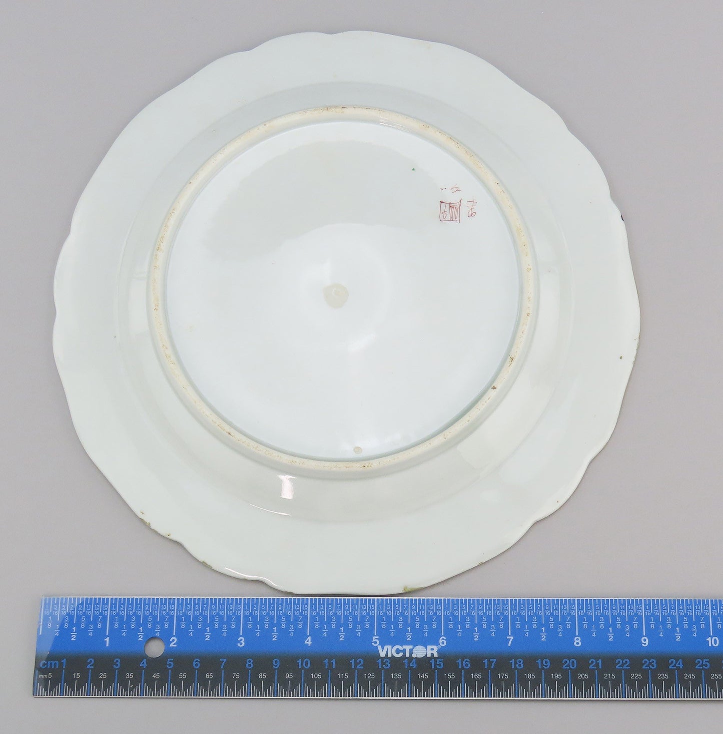 Pretty Set 6 Antique Samson French Porcelain Armorial Crest Floral Lunch Plates