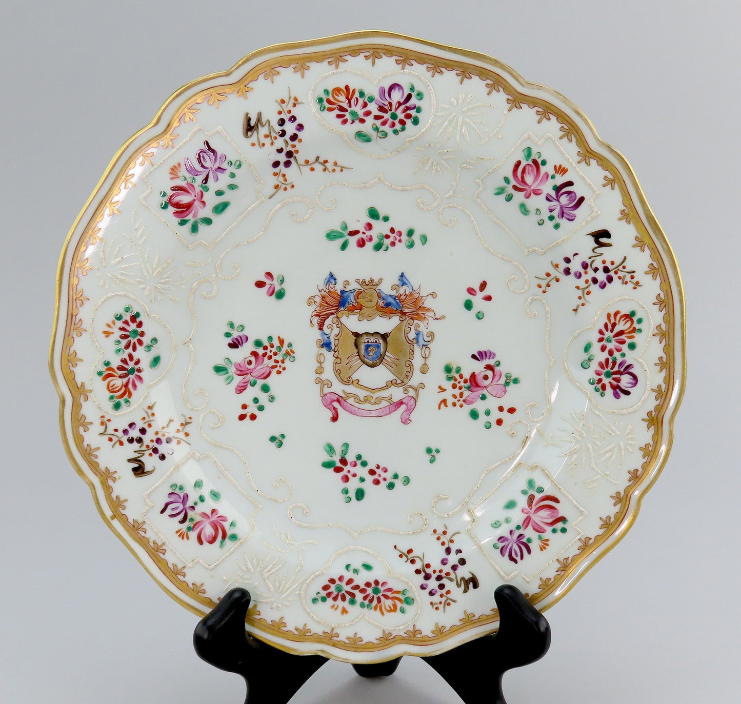 Pretty Set 6 Antique Samson French Porcelain Armorial Crest Floral Lunch Plates