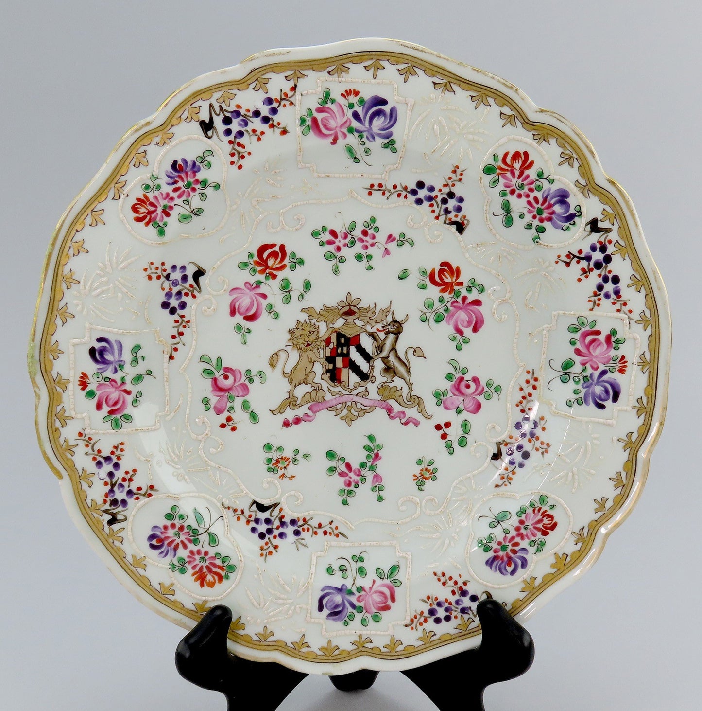 Pretty Set 6 Antique Samson French Porcelain Armorial Crest Floral Lunch Plates