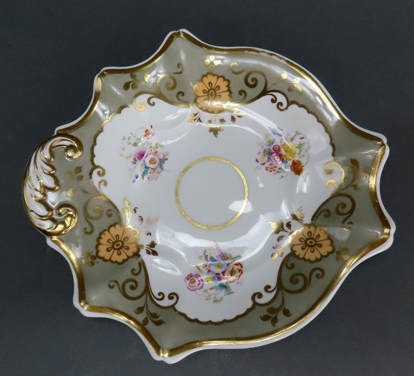 c1840s English Staffordshire Davenport Green Floral Tray Serving Dish Plate