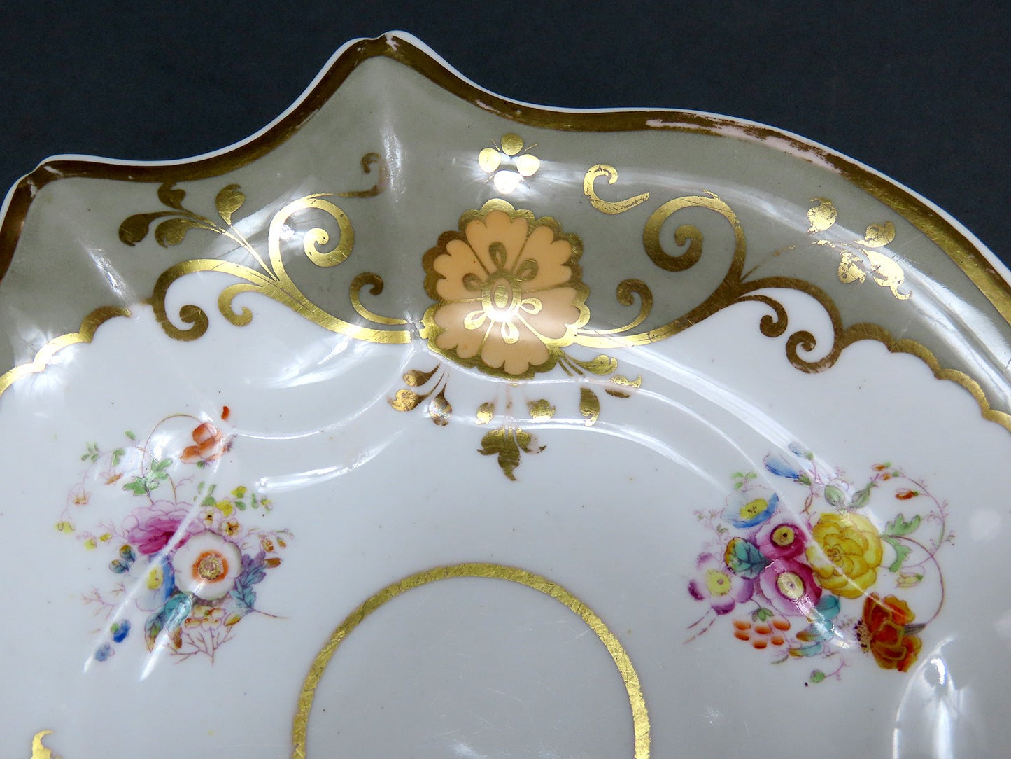 c1840s English Staffordshire Davenport Green Floral Tray Serving Dish Plate
