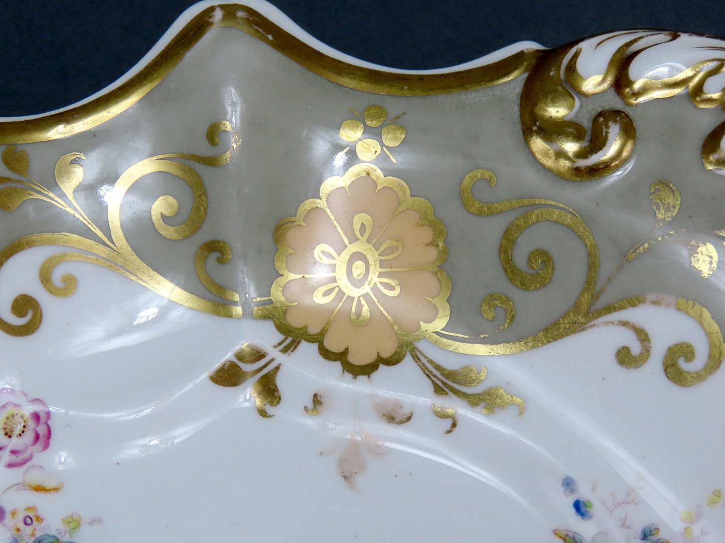 c1840s English Staffordshire Davenport Green Floral Tray Serving Dish Plate