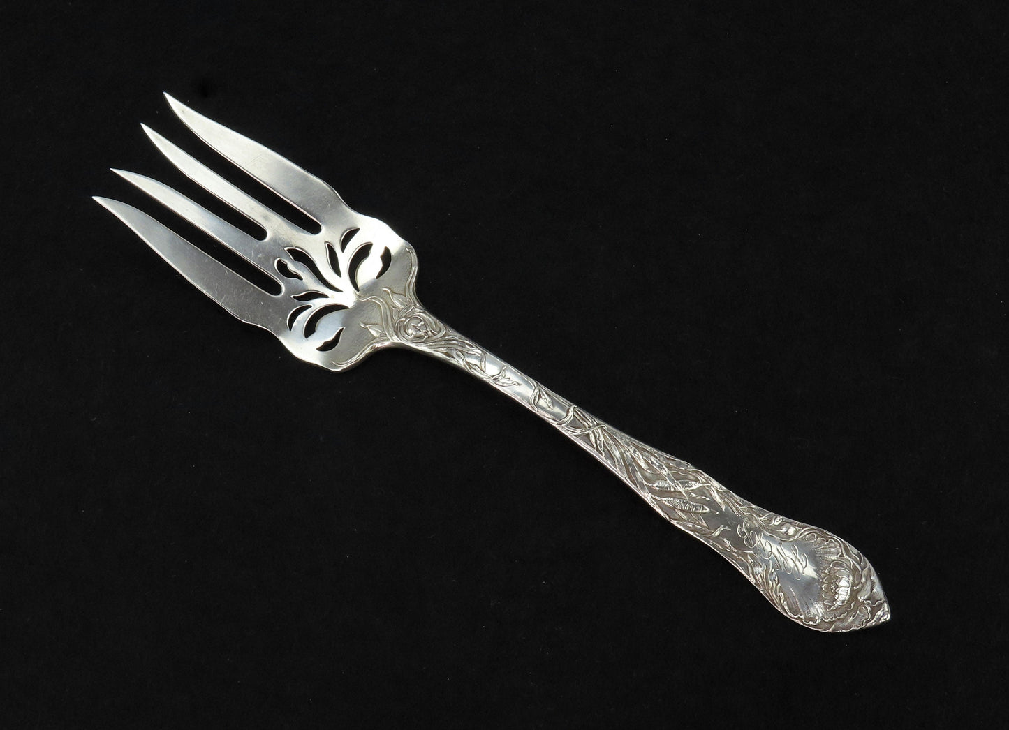 Fab Blackinton Lotus Sterling Silver Meat Serving Fork “Maggie” 7 1/2” c1901