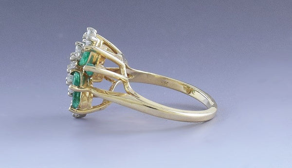 Delicious 14k Yellow Gold Diamond and Emerald Butterfly-Shape Ring Sz 6.25