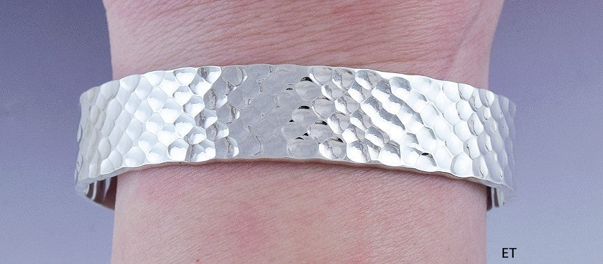 Shining Vintage Hand Hammered Sterling Silver Cuff Bracelet 7" Circumference