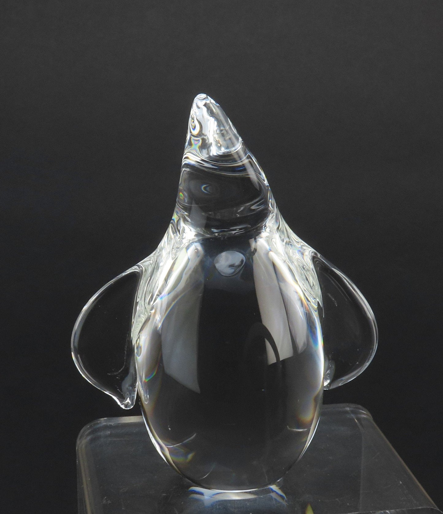 Cute VTG 3.5" Signed Steuben Art Glass Penguin Standing Paperweight Figurine